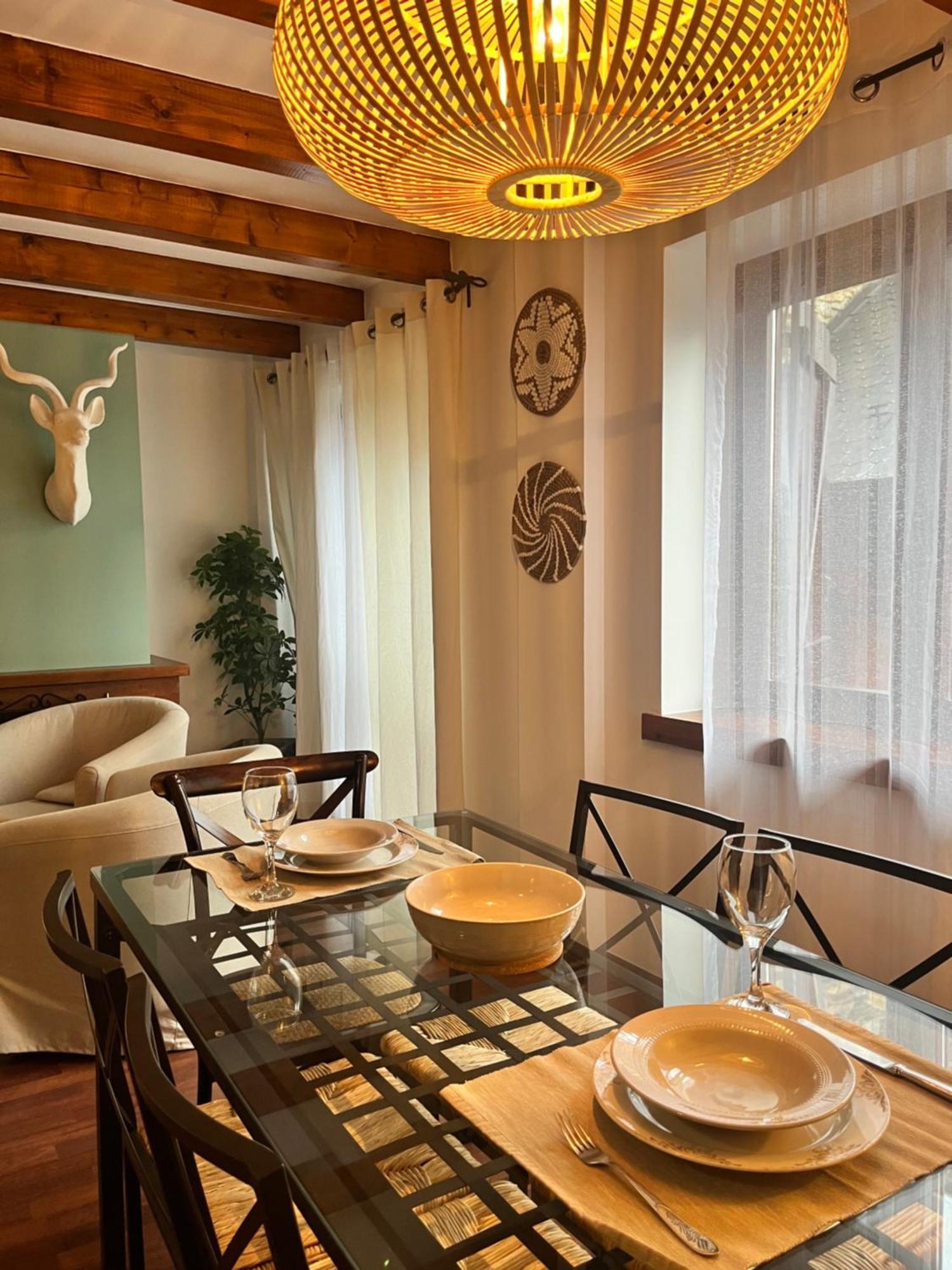Апартаменты Luxury House Valencia D'Aneu Экстерьер фото